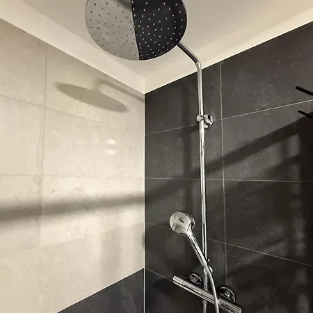 Apt Quido 2 Rooms Free Parking Smart Lock Apartment *